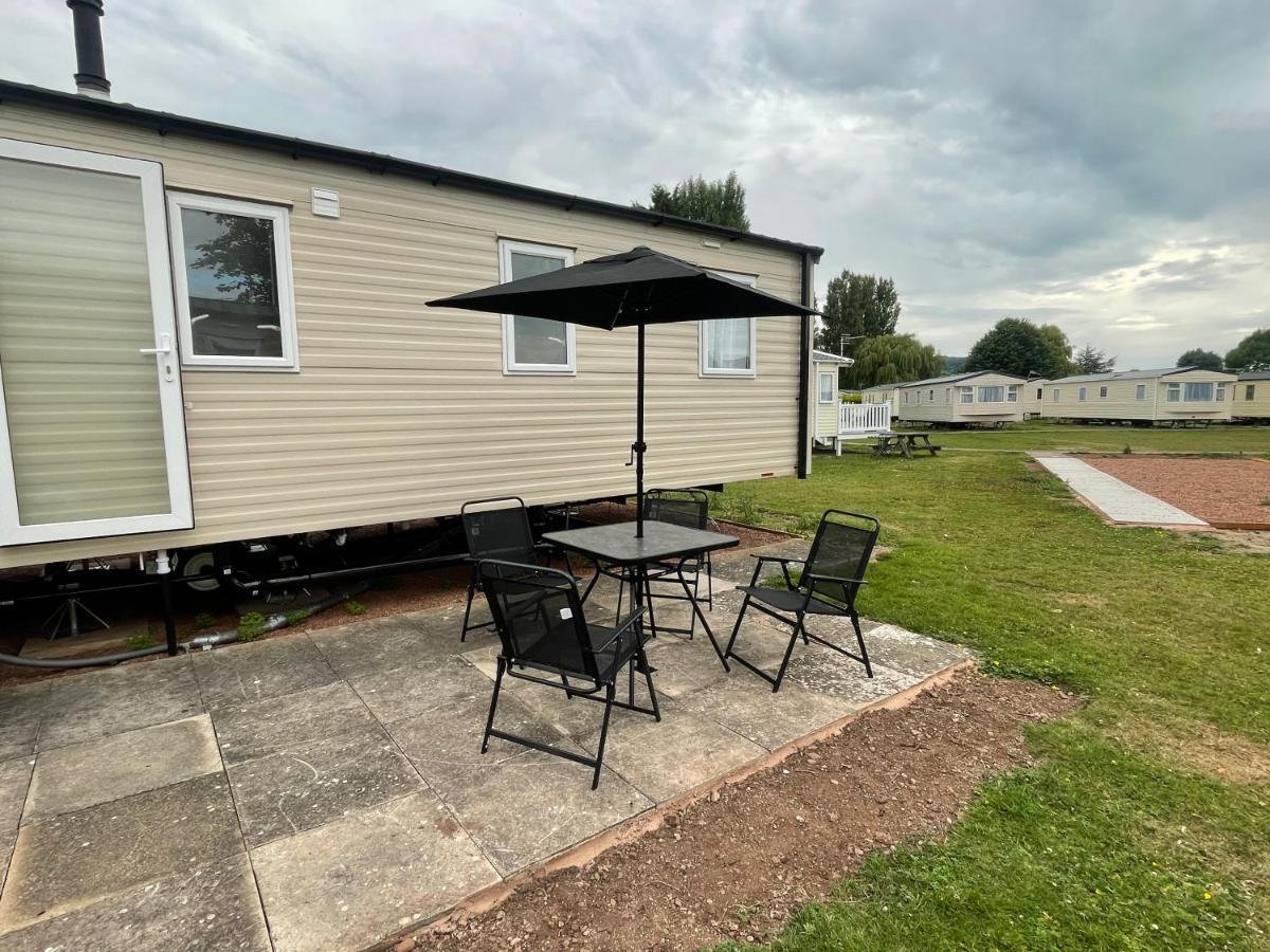 Tidal Caravan Minehead Exterior photo