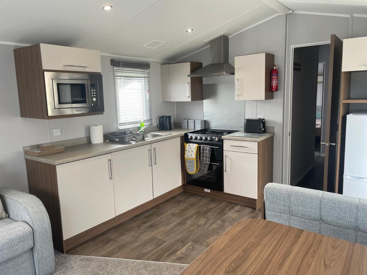 Tidal Caravan Minehead Exterior photo